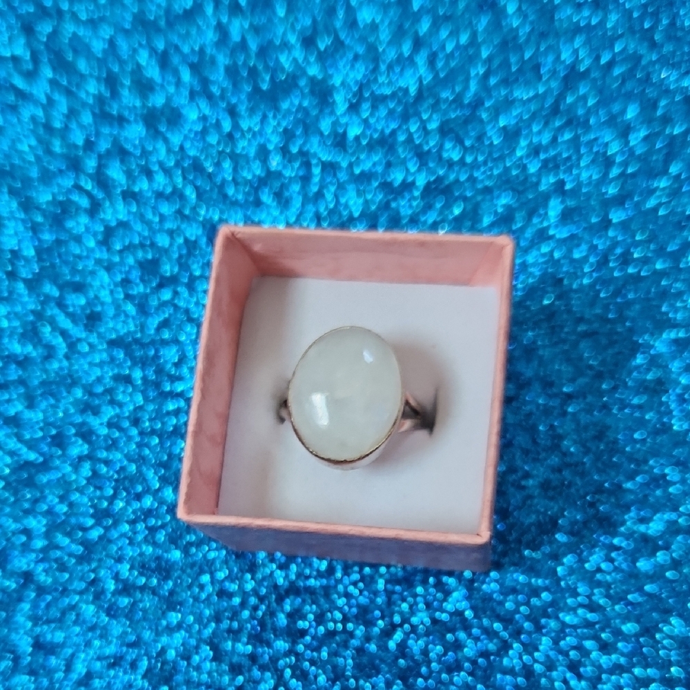 Elegant Silver Moonstone Ring NWT